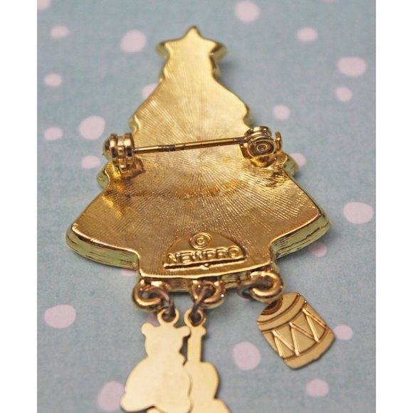 Gold Toned Christmas Tree Brooch Pin Green Enamel With Gold Dangling Charms VP36 - Picture 4 of 4